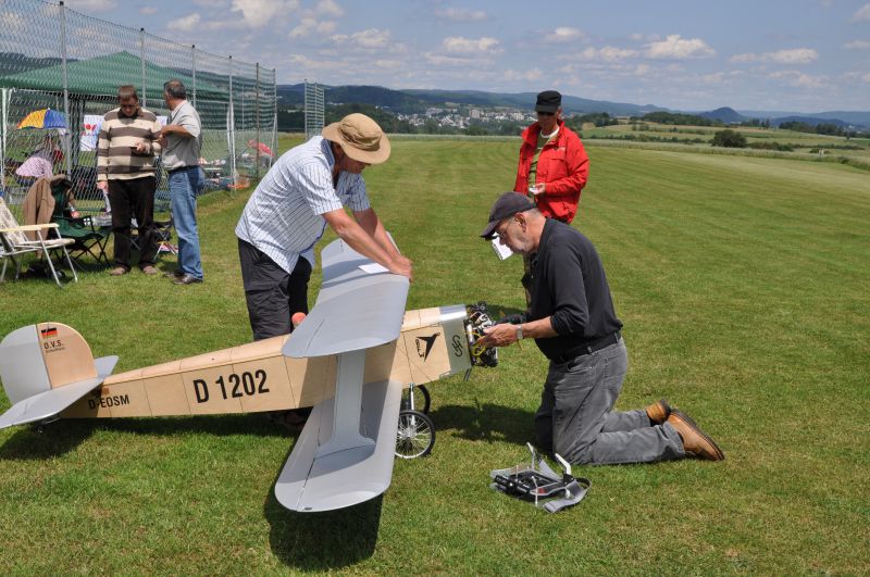 cache/pics/2011_Scale/036.JPG